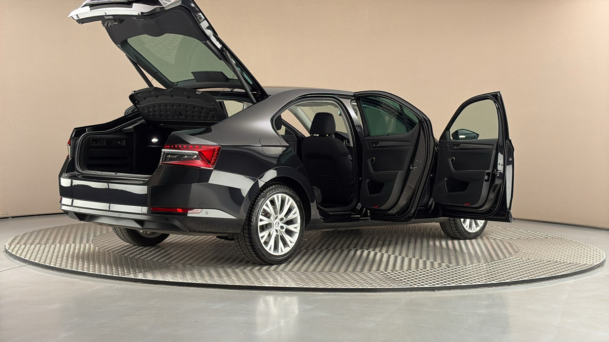 Škoda Superb - 6