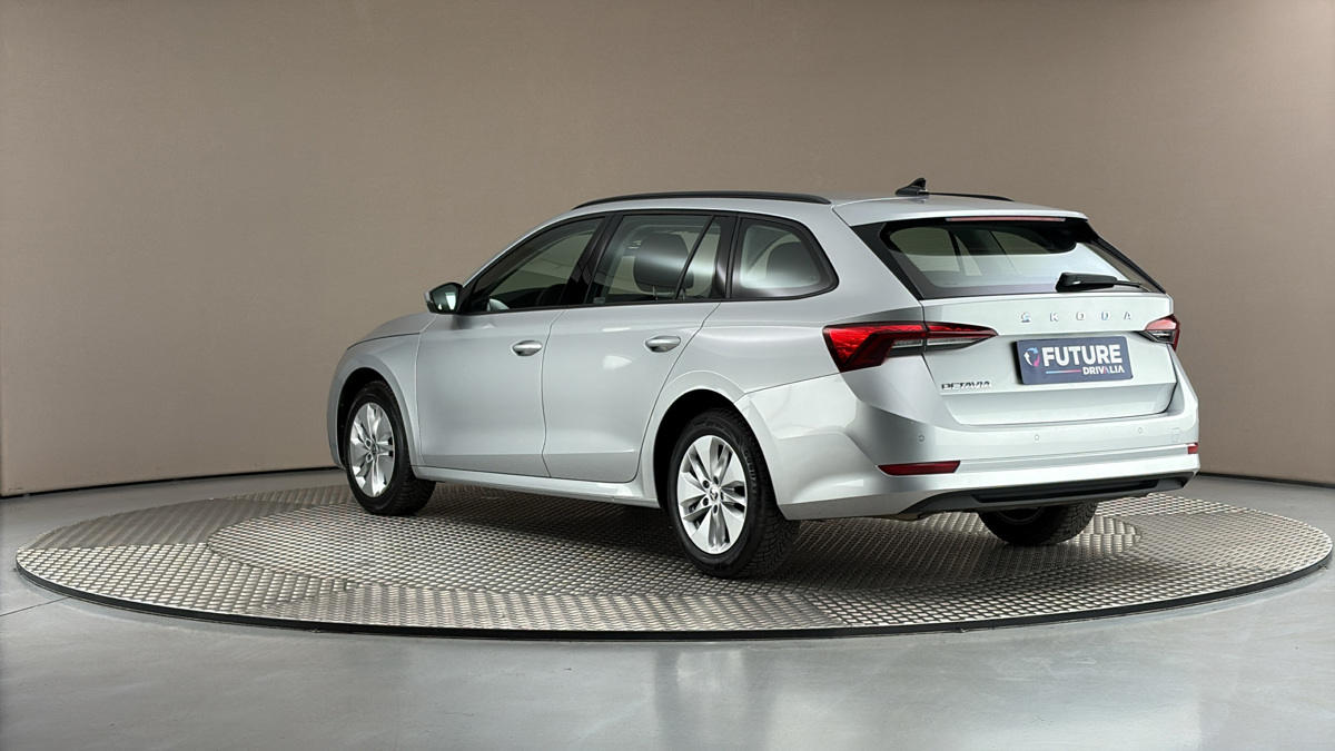 Škoda Octavia - 2