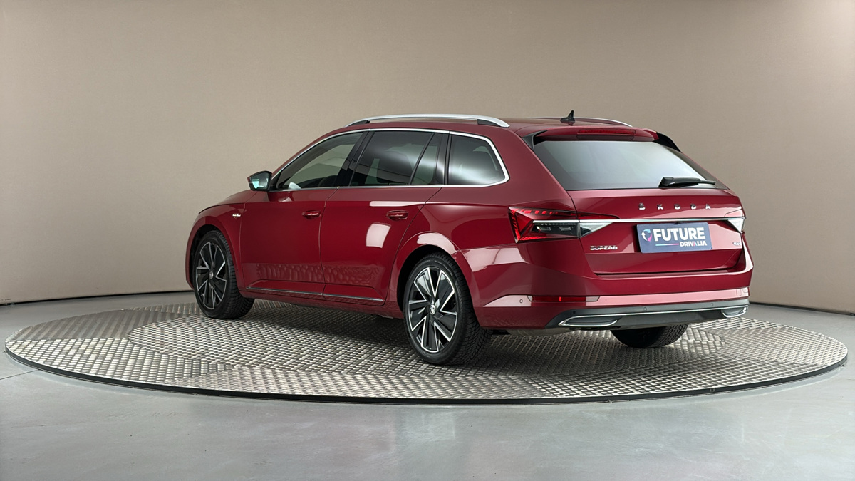 Škoda Superb - 2