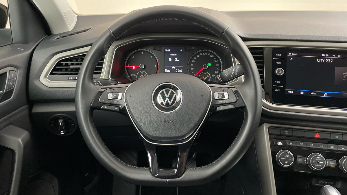 Volkswagen T-Roc - 9