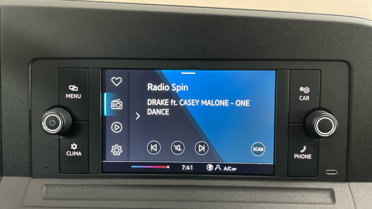 Volkswagen Caddy - 11