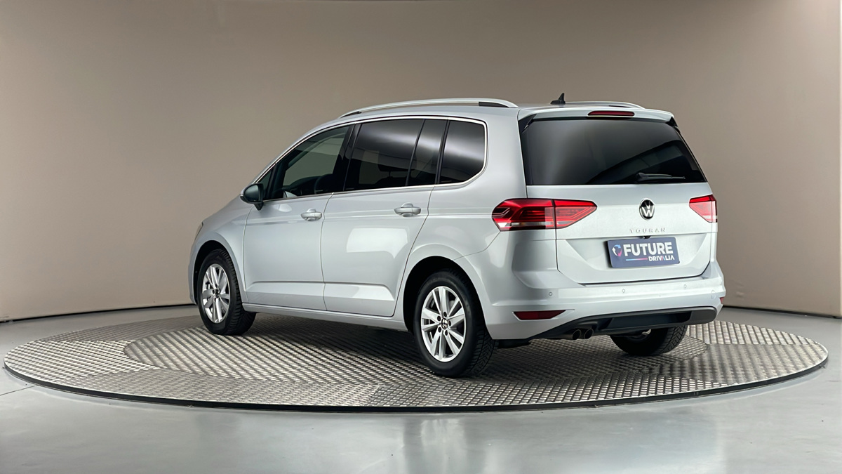 Volkswagen Touran - 2