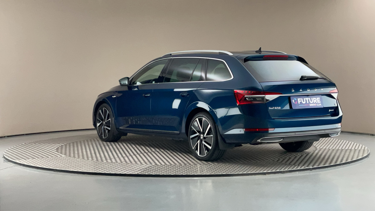 Škoda Superb - 2