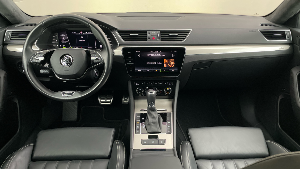 Škoda Superb - 8