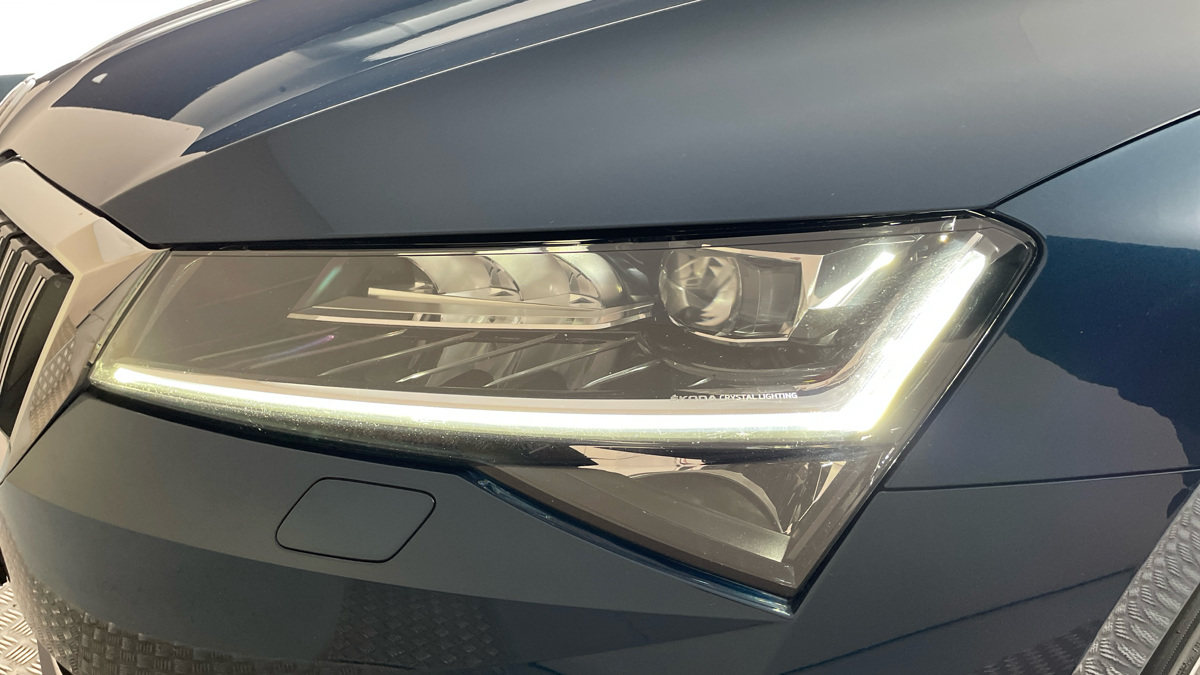 Škoda Superb - 18