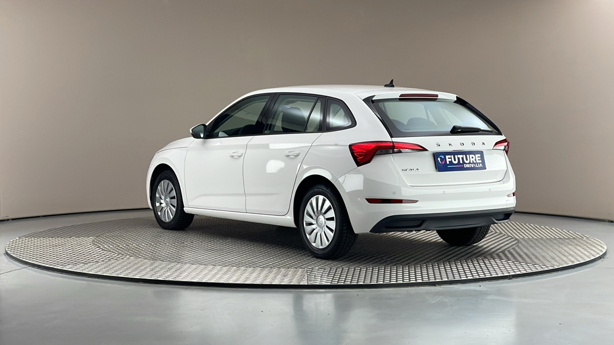 Škoda Scala - 2