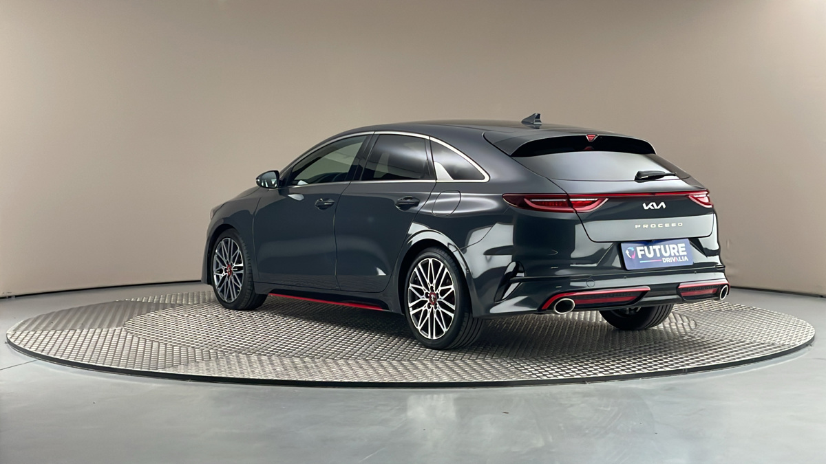 Kia ProCeed - 2