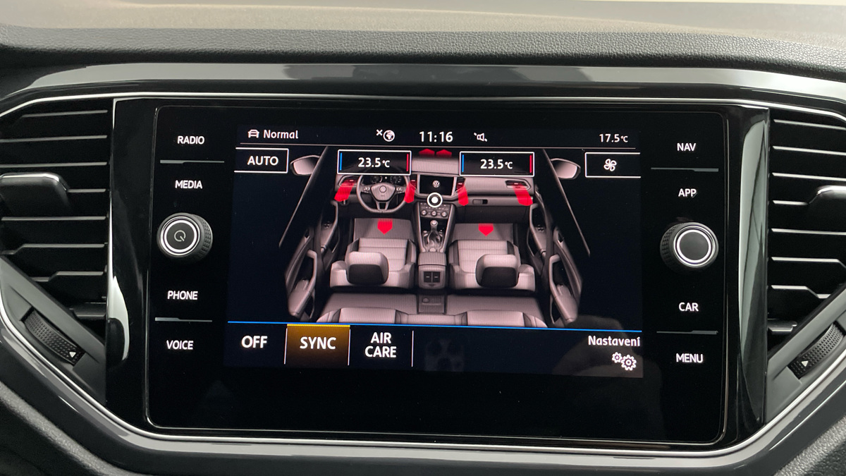 Volkswagen T-Roc - 25