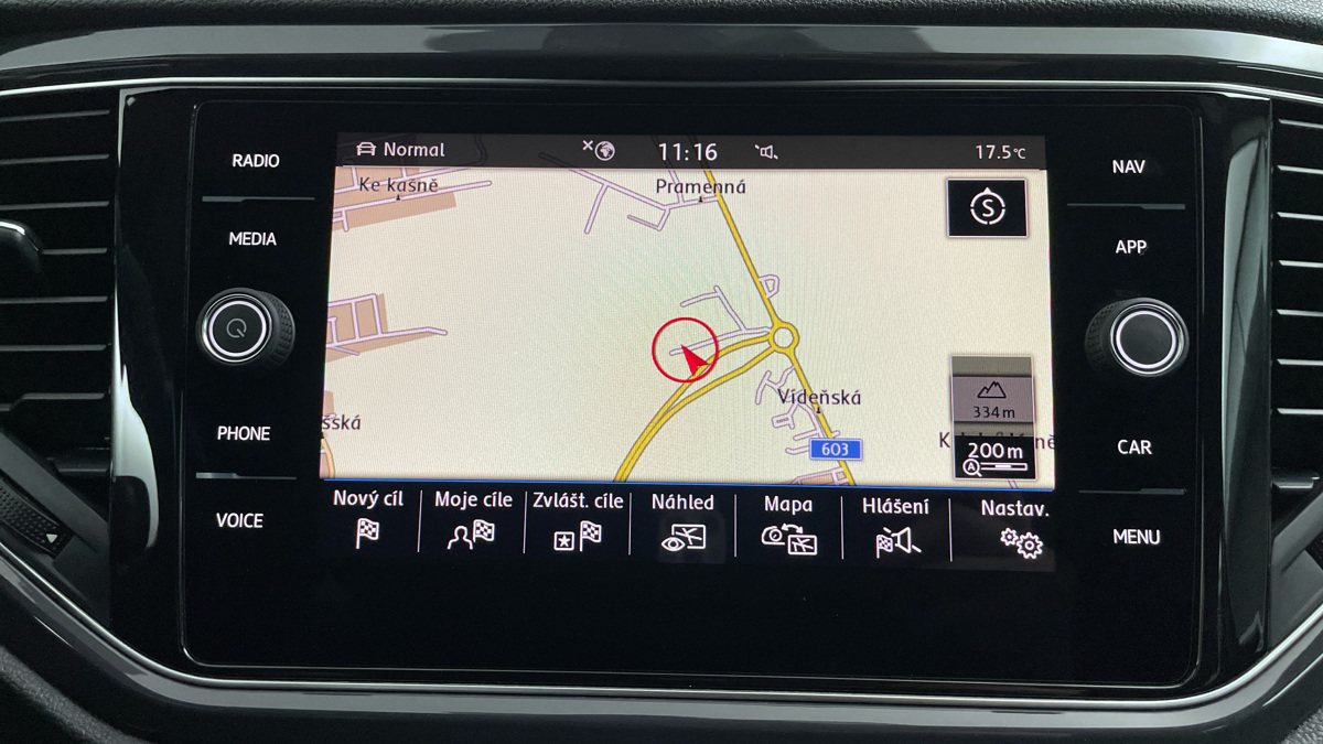 Volkswagen T-Roc - 26