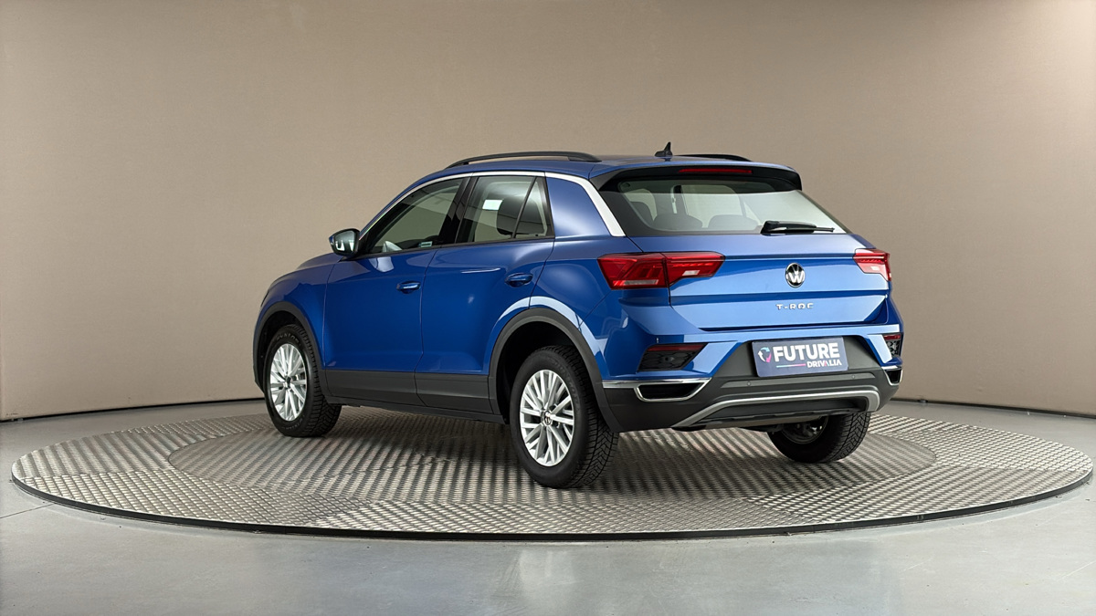 Volkswagen T-Roc - 2