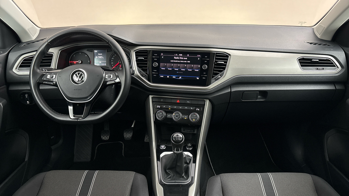 Volkswagen T-Roc - 8