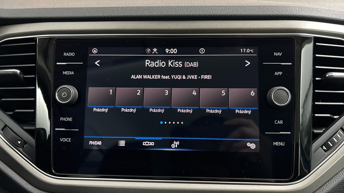 Volkswagen T-Roc - 11