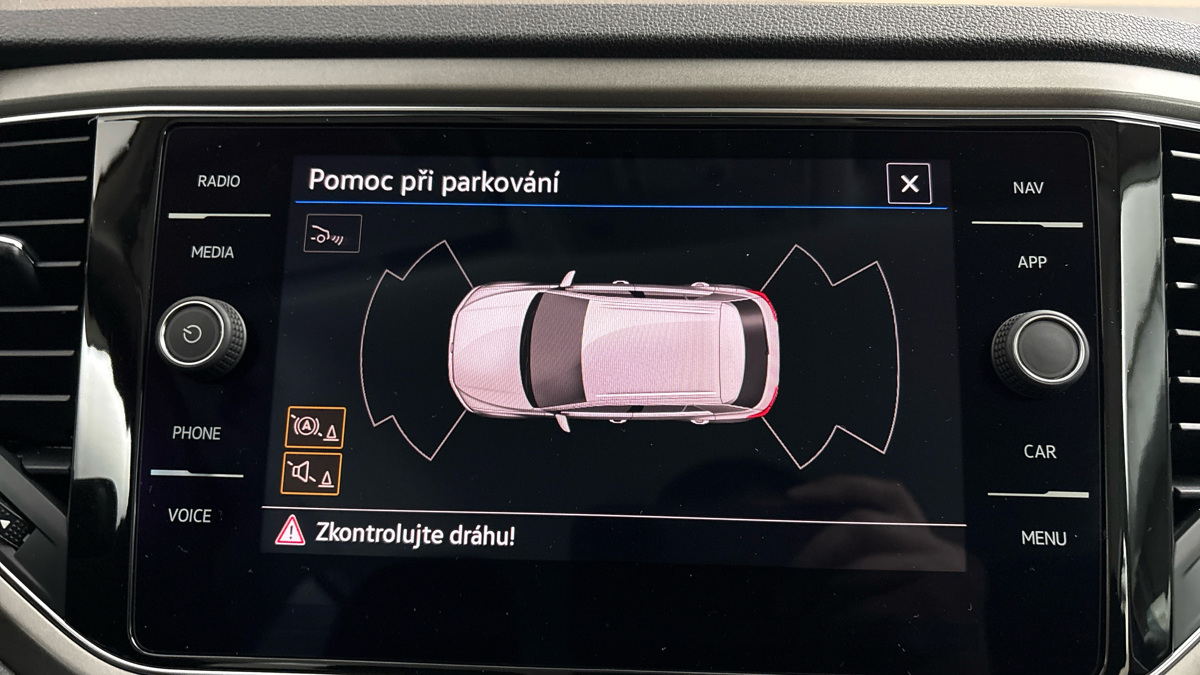 Volkswagen T-Roc - 12