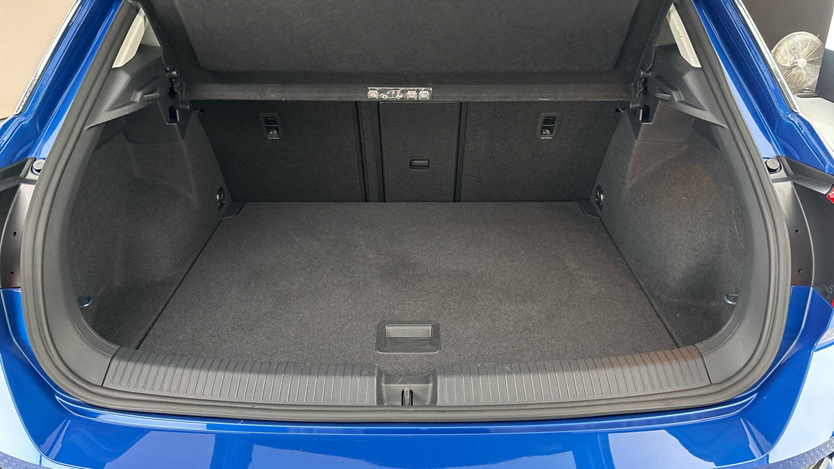 Volkswagen T-Roc - 17