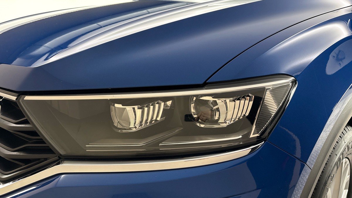 Volkswagen T-Roc - 18