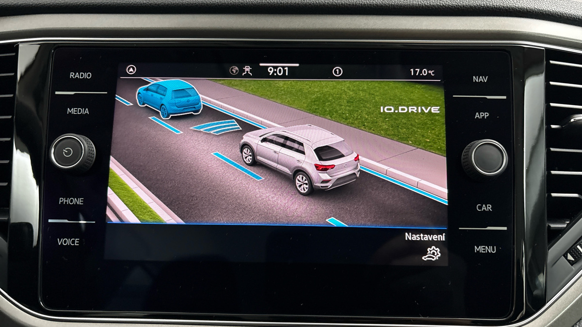 Volkswagen T-Roc - 25