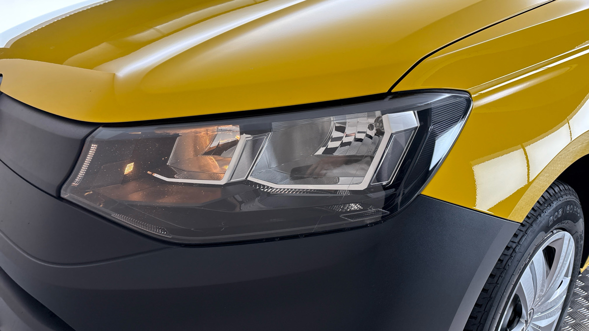 Volkswagen Caddy - 18