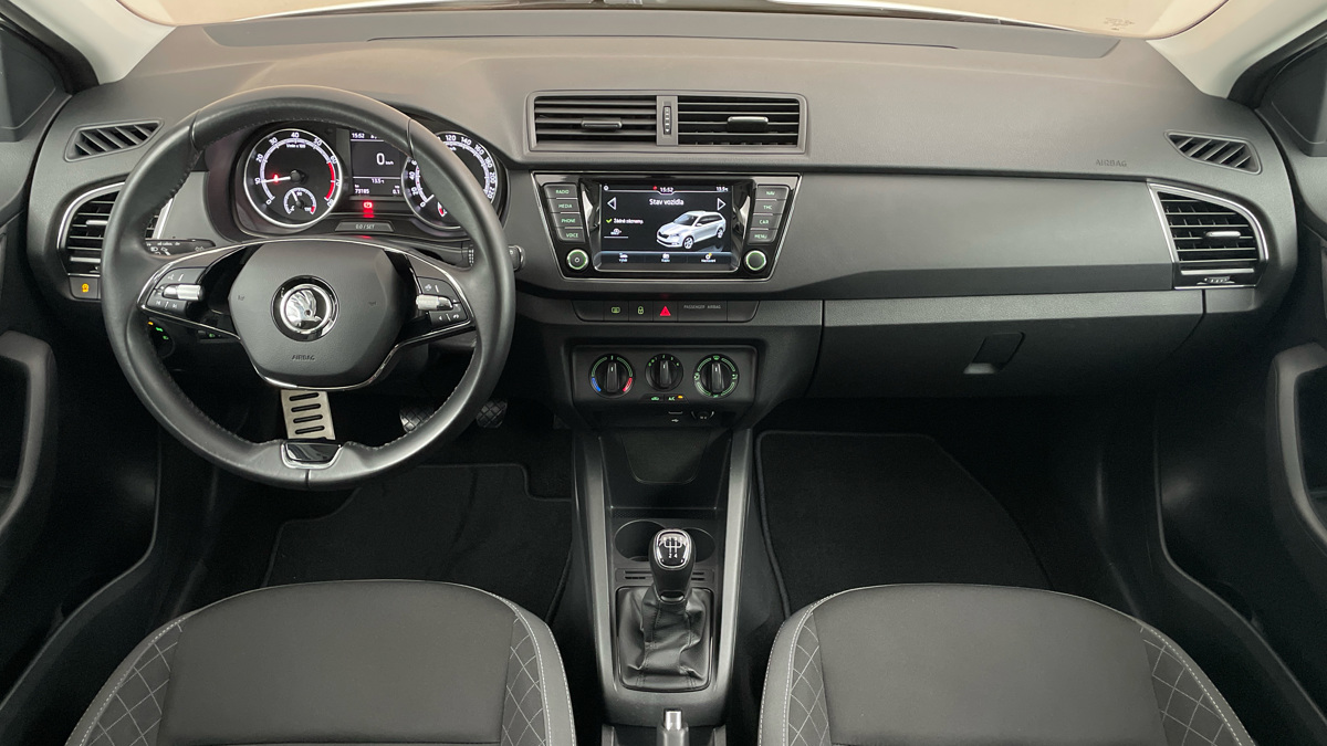 Škoda Fabia - 8