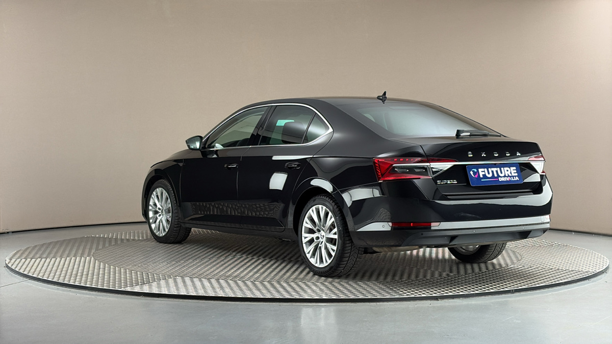 Škoda Superb - 2