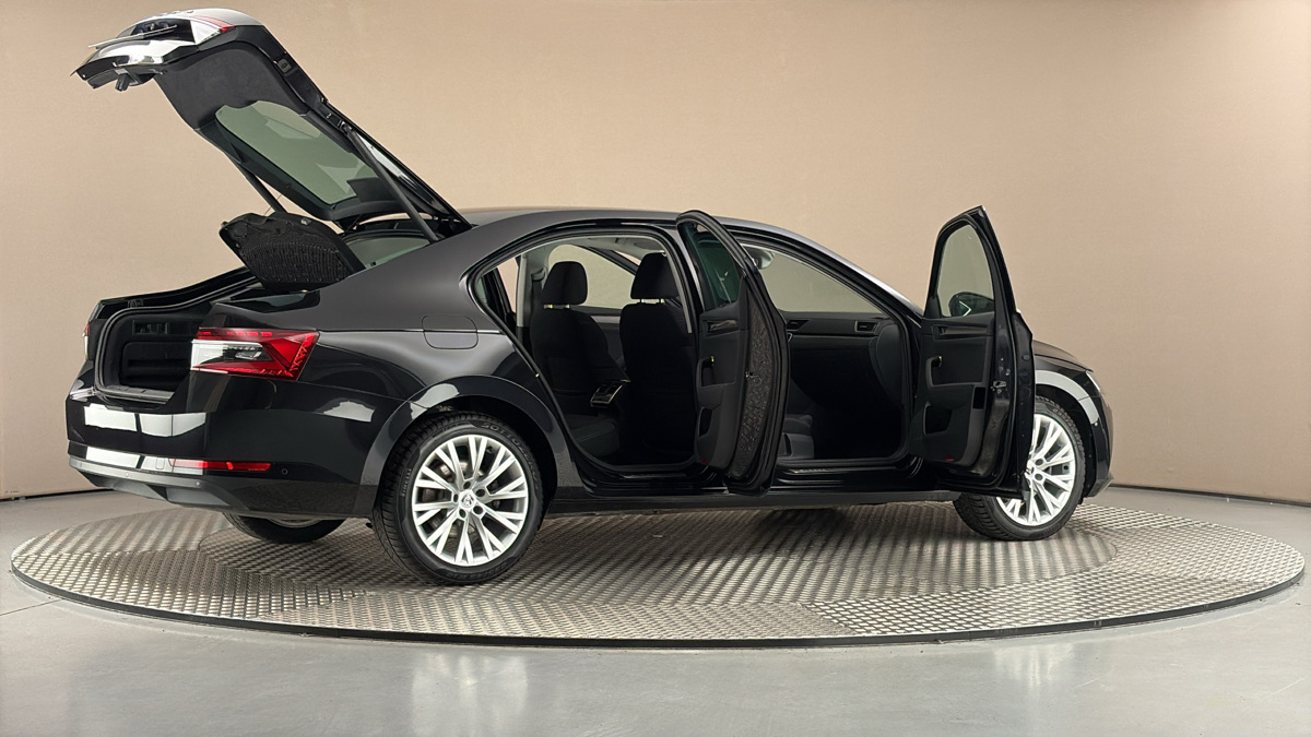 Škoda Superb - 6