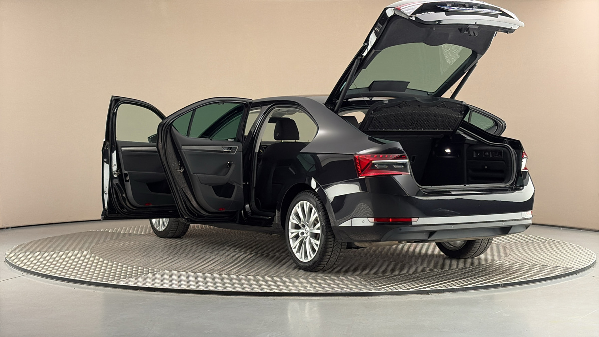 Škoda Superb - 7
