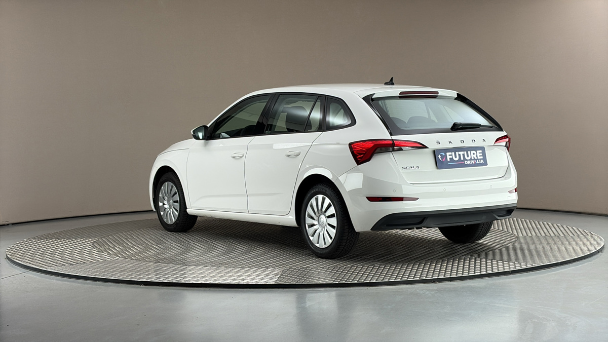 Škoda Scala - 2
