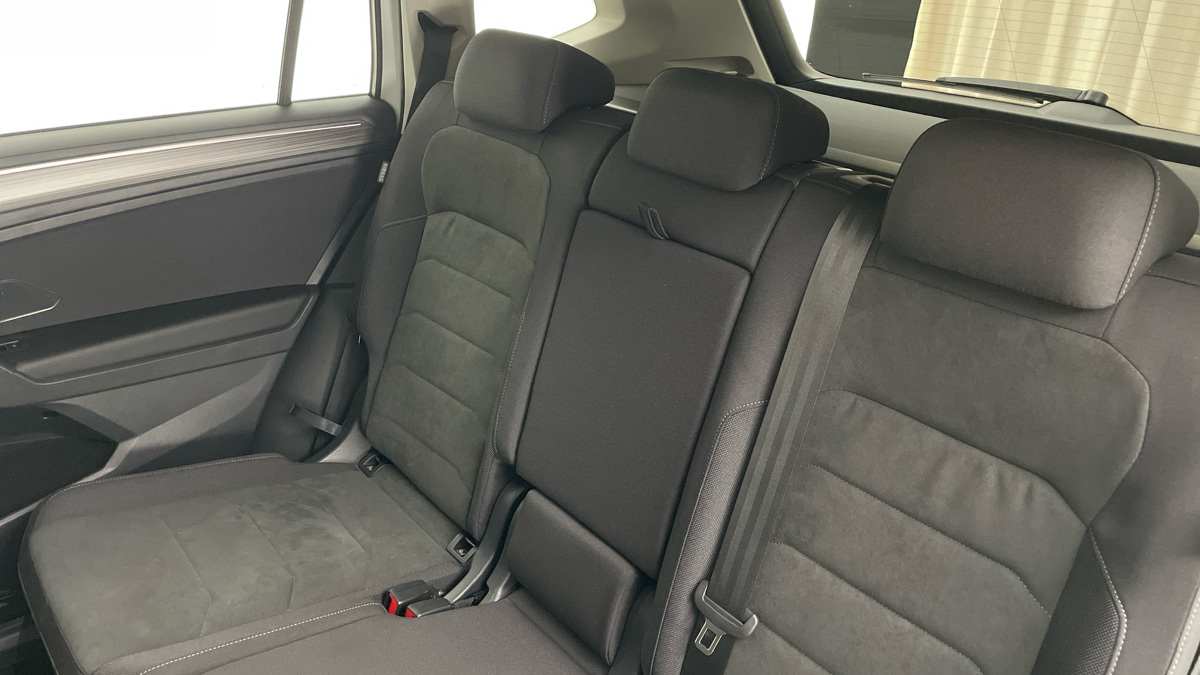 Volkswagen Tiguan Allspace - 16