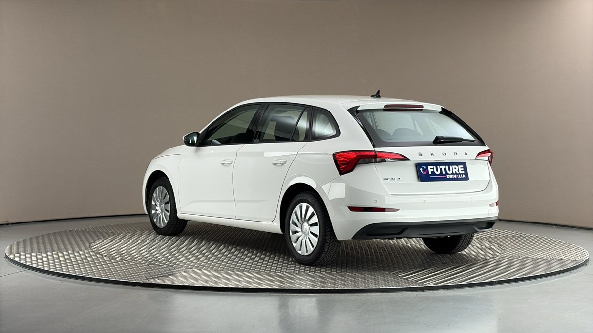 Škoda Scala - 2