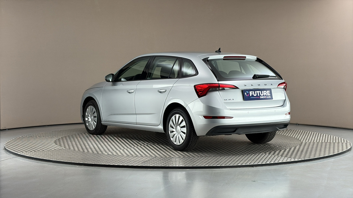 Škoda Scala - 2