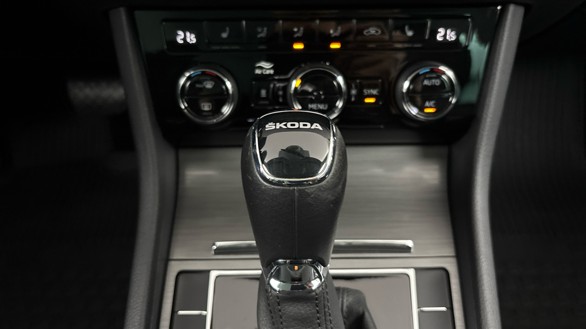 Škoda Superb - 26