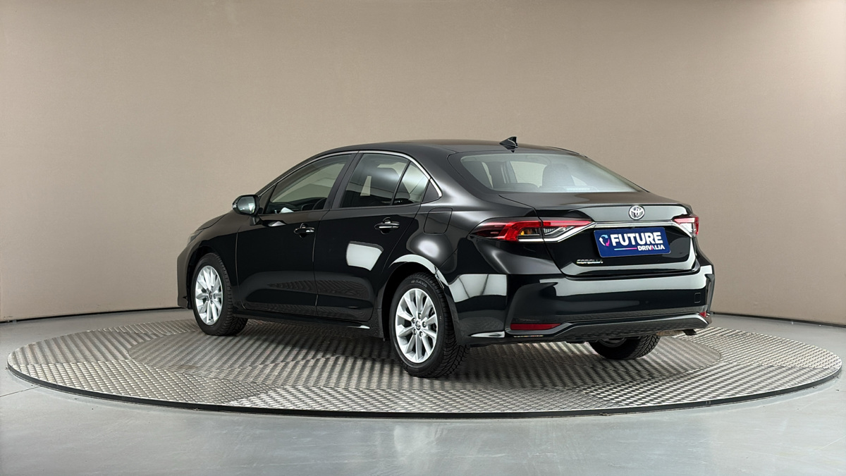 Toyota Corolla - 2