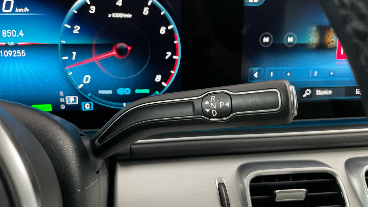 Mercedes-Benz GLE - 26