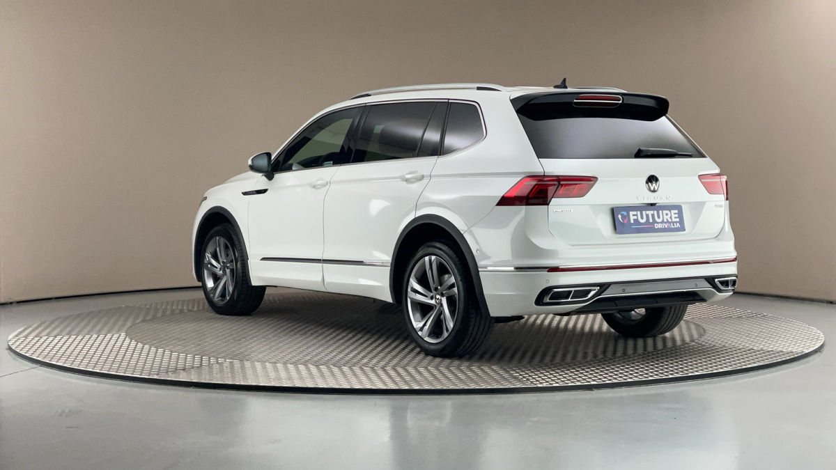 Volkswagen Tiguan Allspace - 2