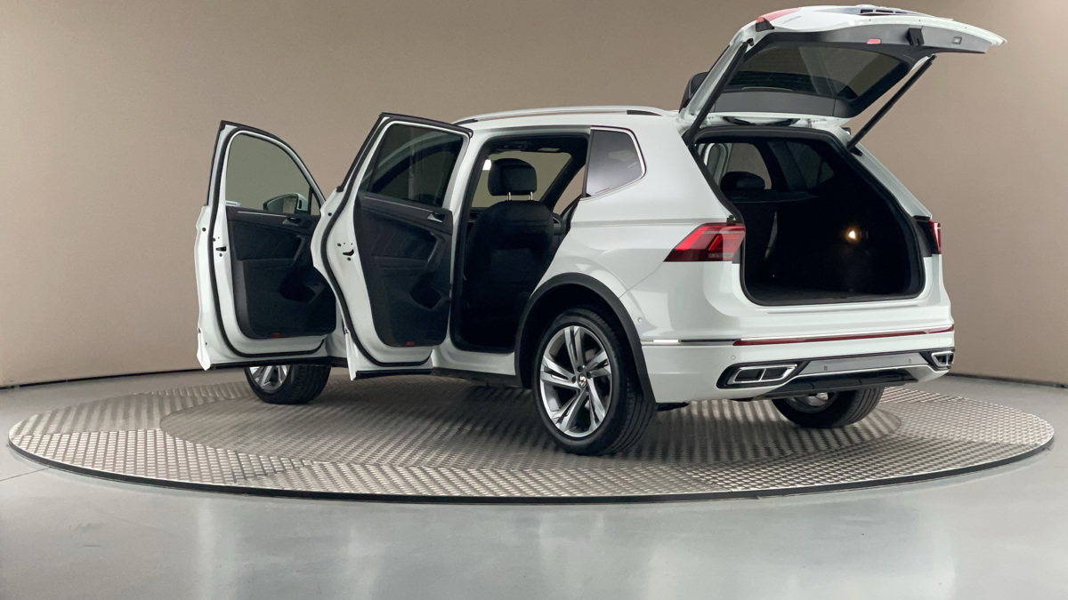Volkswagen Tiguan Allspace - 7