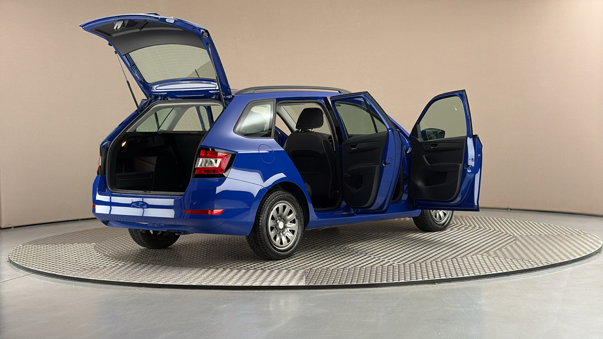 Škoda Fabia - 6