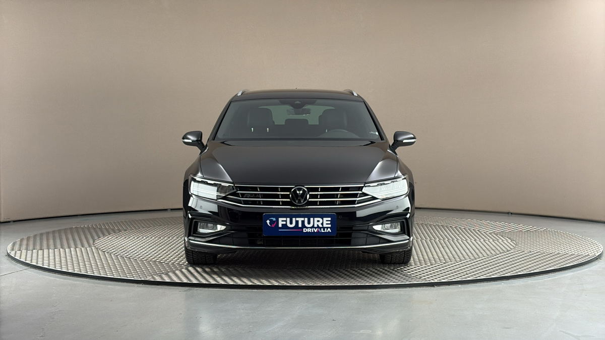 Volkswagen Passat - 3