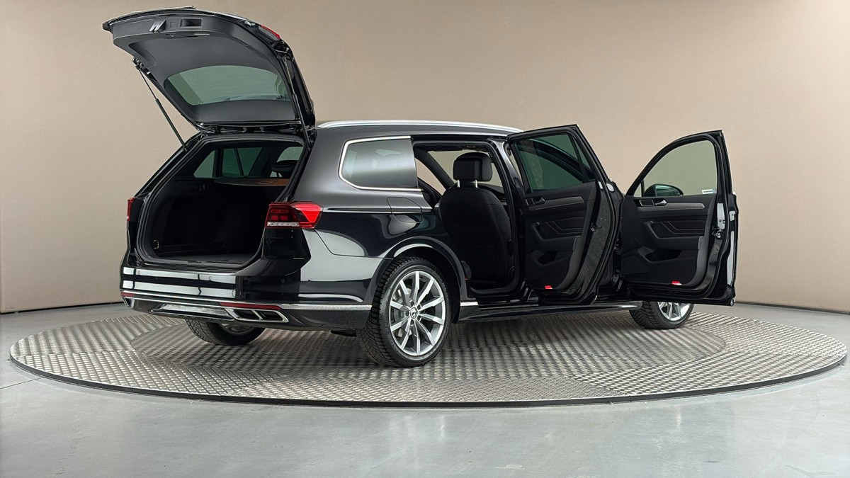Volkswagen Passat - 6