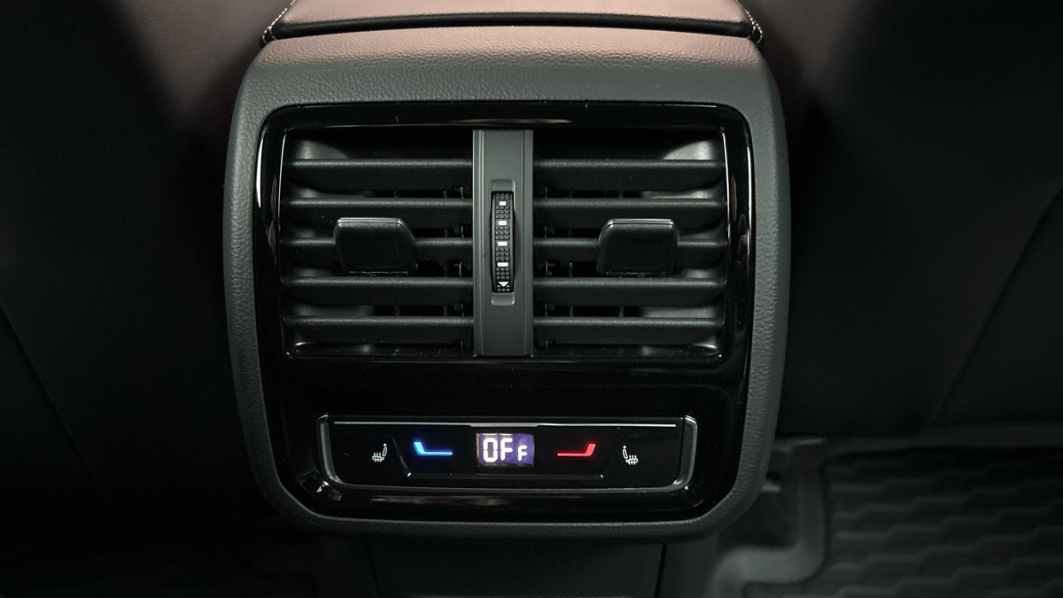 Volkswagen Passat - 22