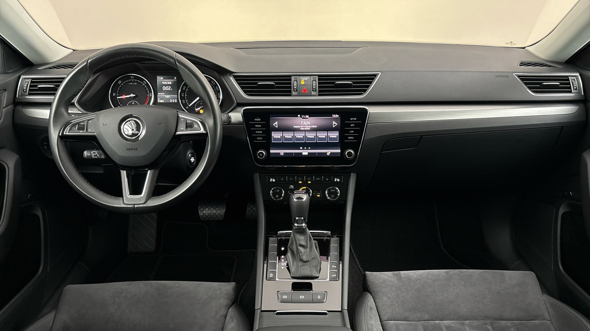 Škoda Superb - 8