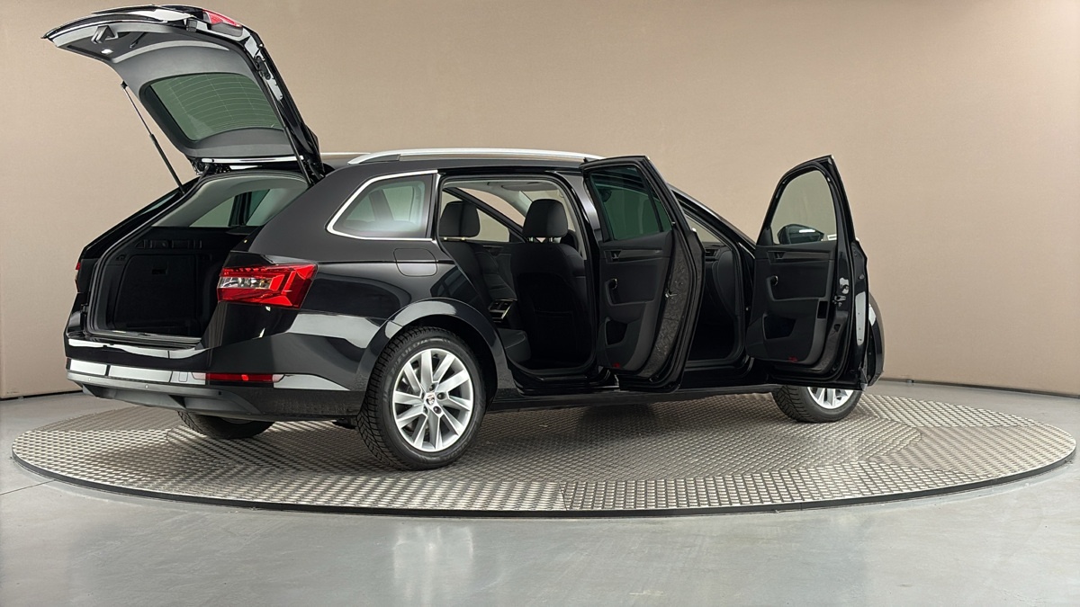 Škoda Superb - 6