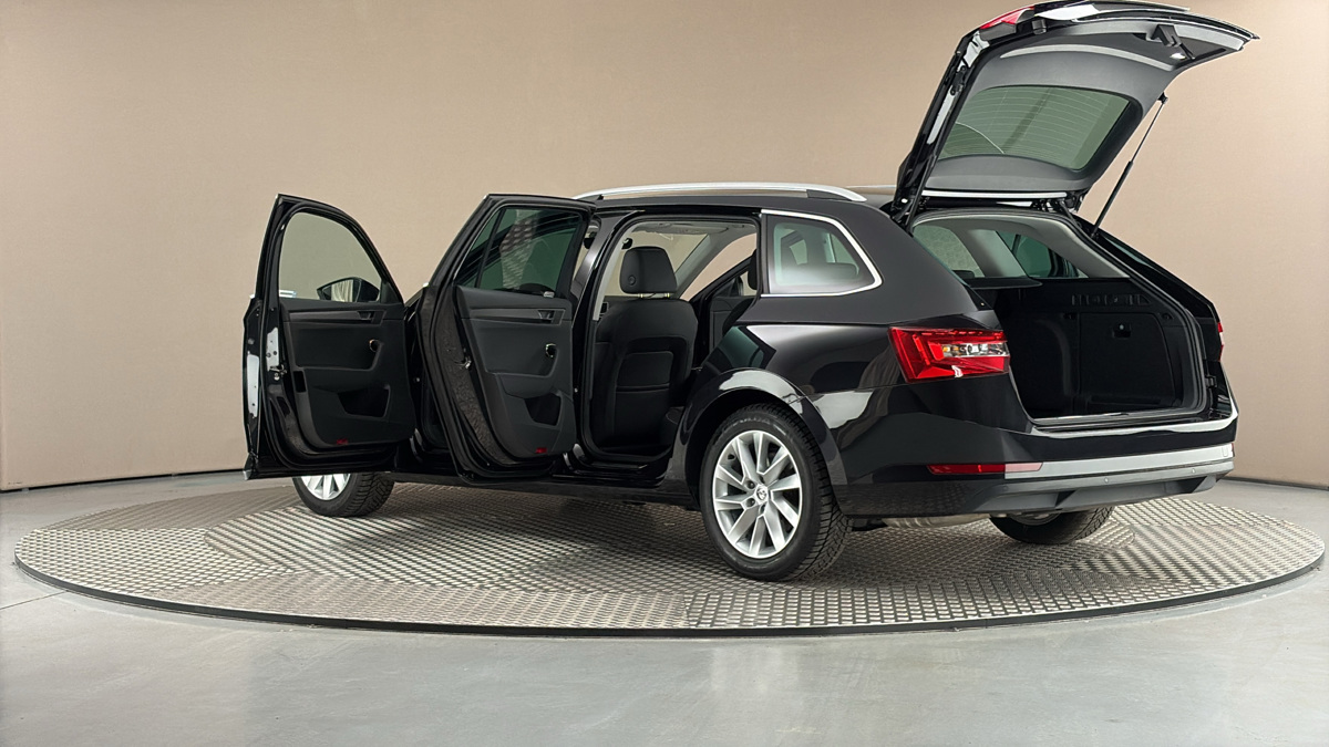 Škoda Superb - 7