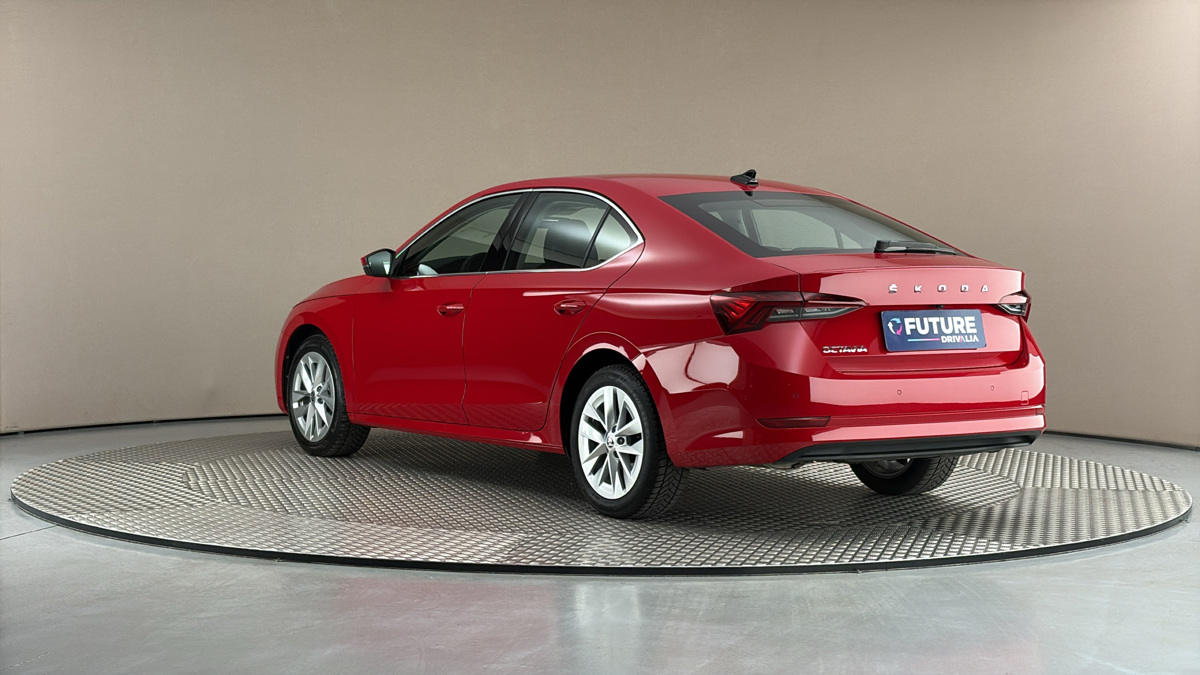 Škoda Octavia - 2