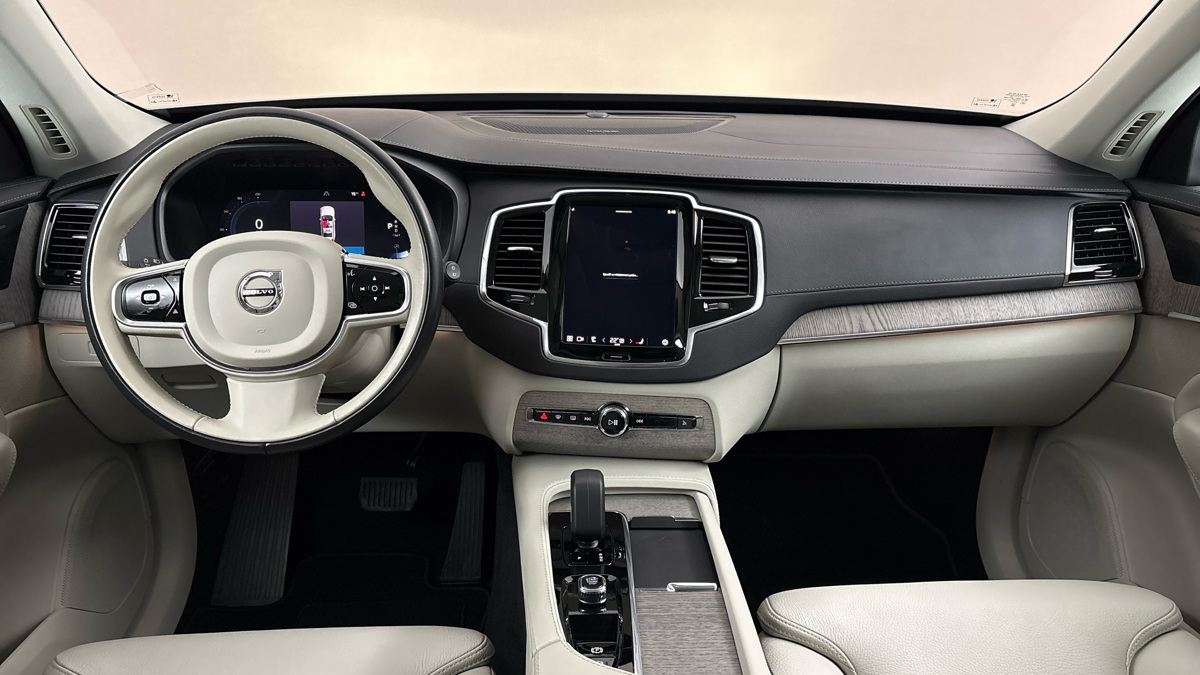 Volvo XC90 - 8
