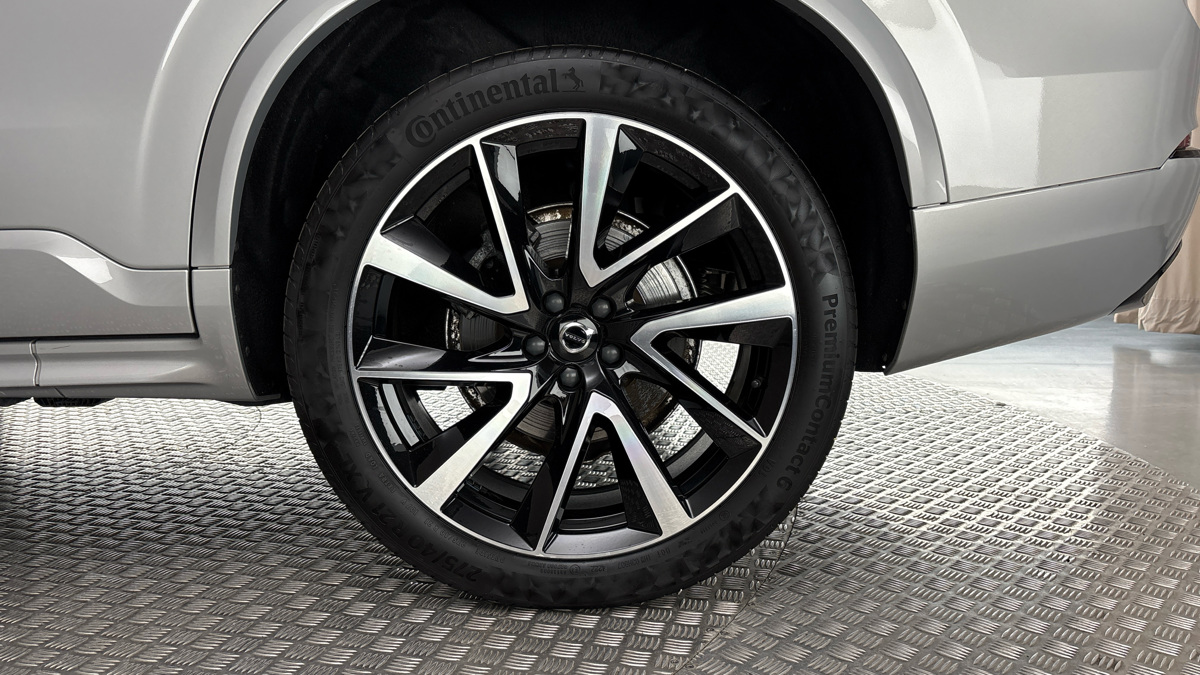 Volvo XC90 - 19