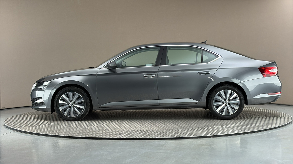 Škoda Superb - 4