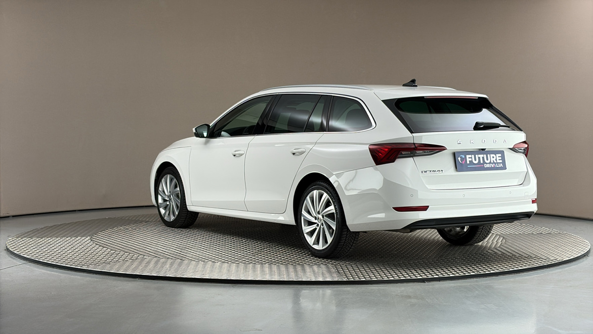 Škoda Octavia - 2
