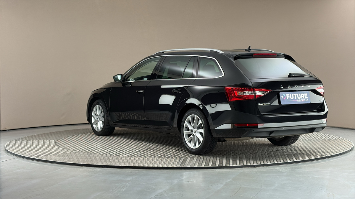 Škoda Superb - 2