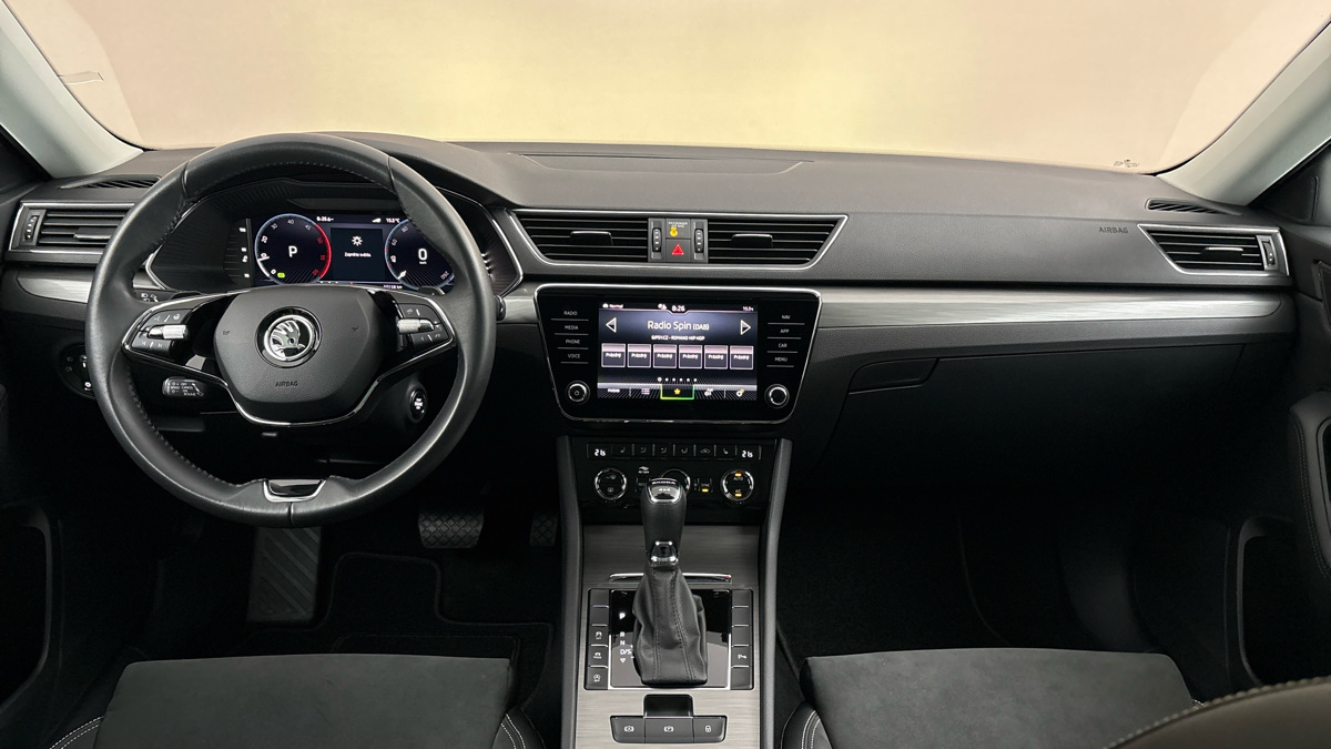 Škoda Superb - 8