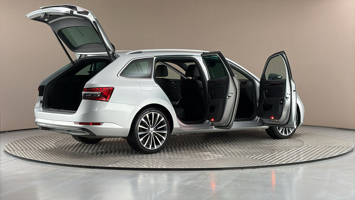 Škoda Superb - 6