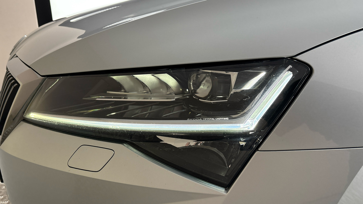 Škoda Superb - 18
